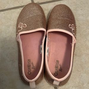 OshKosh B’gosh Youth slip on glitter shoes